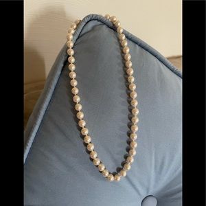 Marvella costume pearl necklace